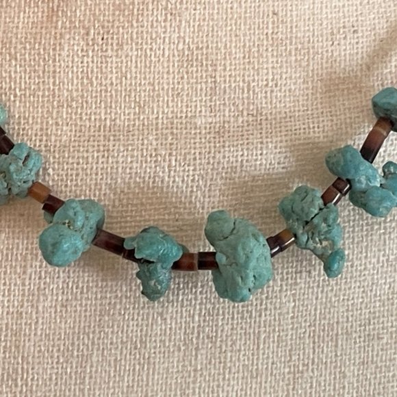 Vintage Navajo Handmade Turquoise Chunk & Brown Heishi Shell Beads necklace - Picture 6 of 12